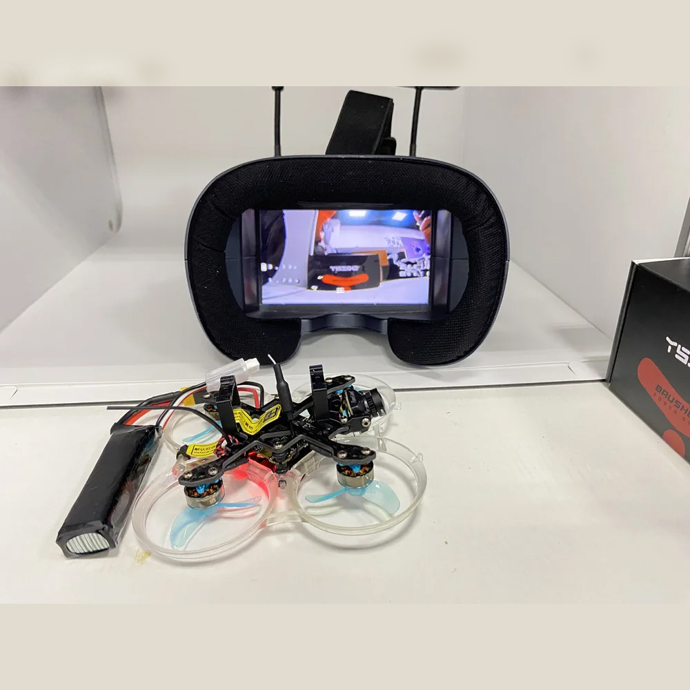 FPV Goggles 008D 5.8G 40CH 4.3 – Drone Racing Goggles Bewertung und Preis